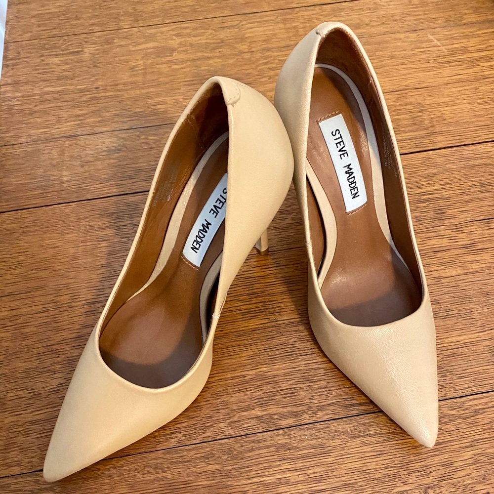 Steve Madden Pumps